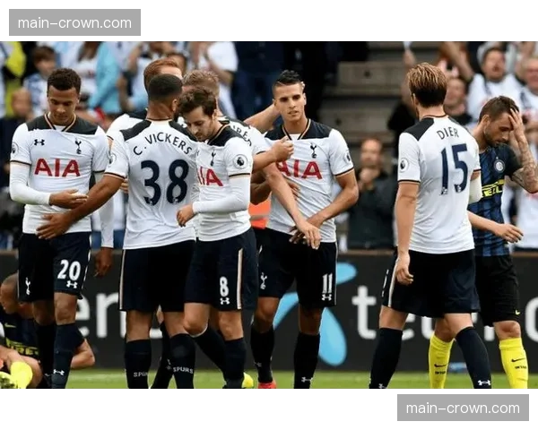 诺丁汉森林32分暂列第16 战胜热刺后保级压力缓解